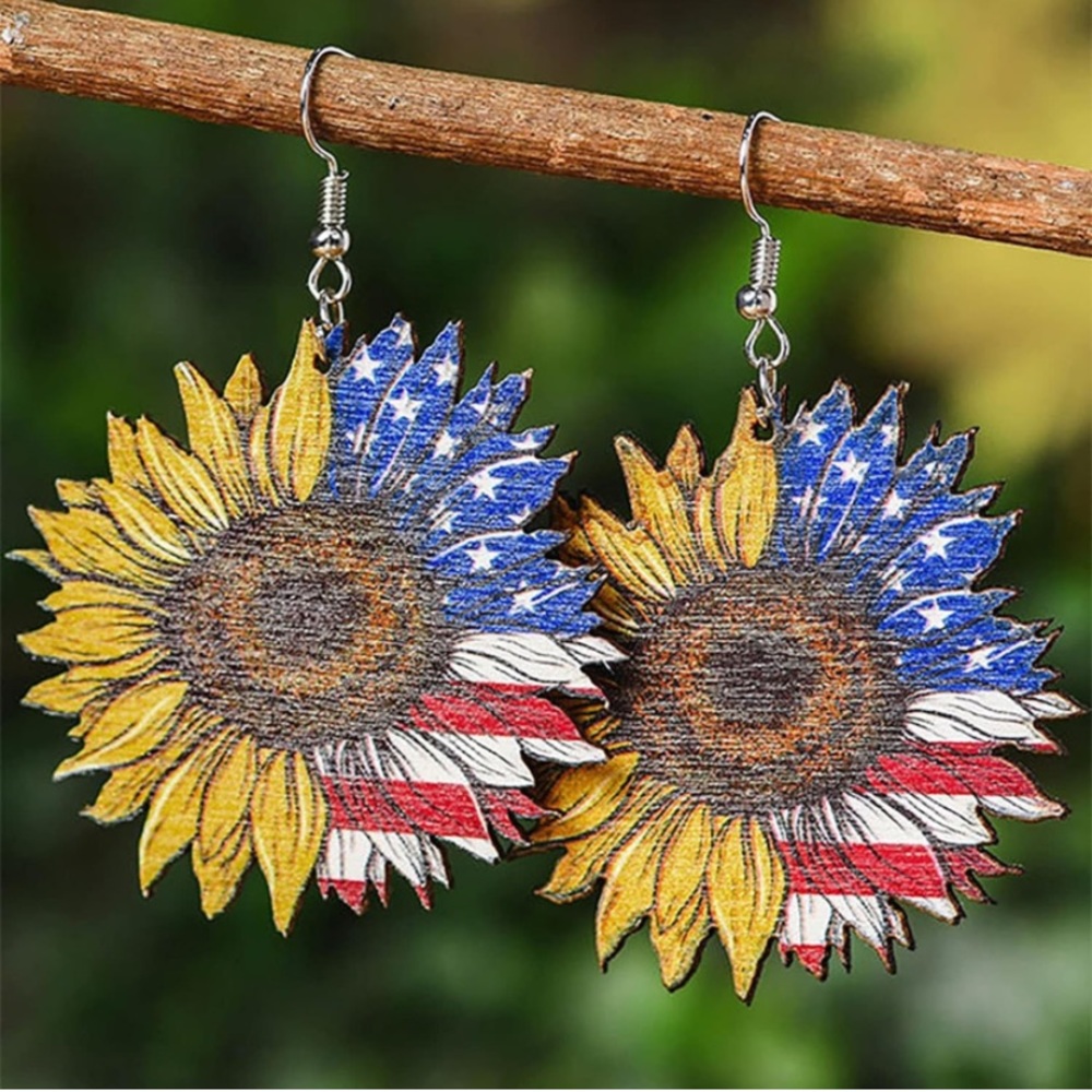 New Patriotic Wood Dangle earrings with Flag & Sunflower.